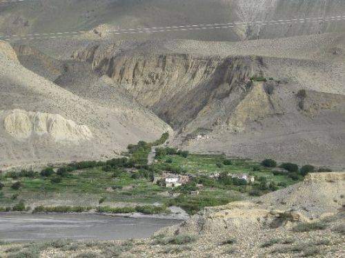 TREKKING IN MUSTANG 2010